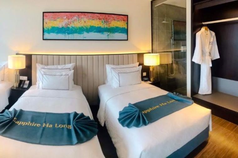 Superior Triple Bay View